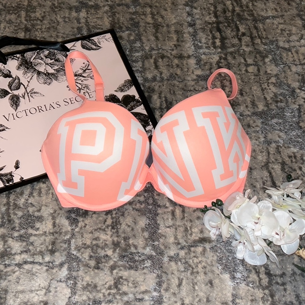VICTORIA SECRET PINK BRA